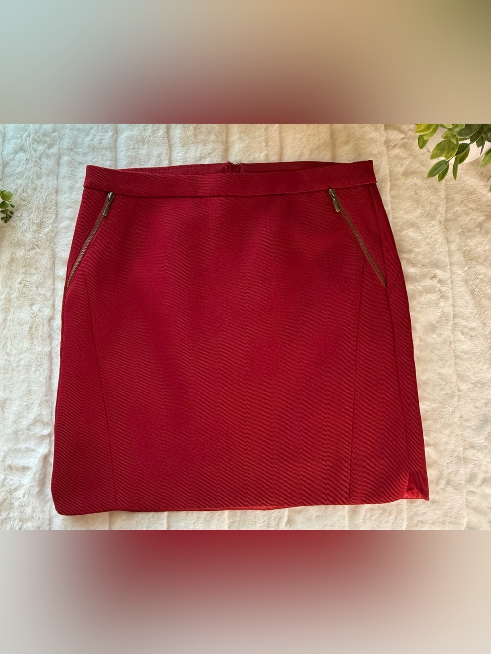 NWOT - Brooks Brothers Red Mini Skirt with Angled Zip Pockets - Size 2